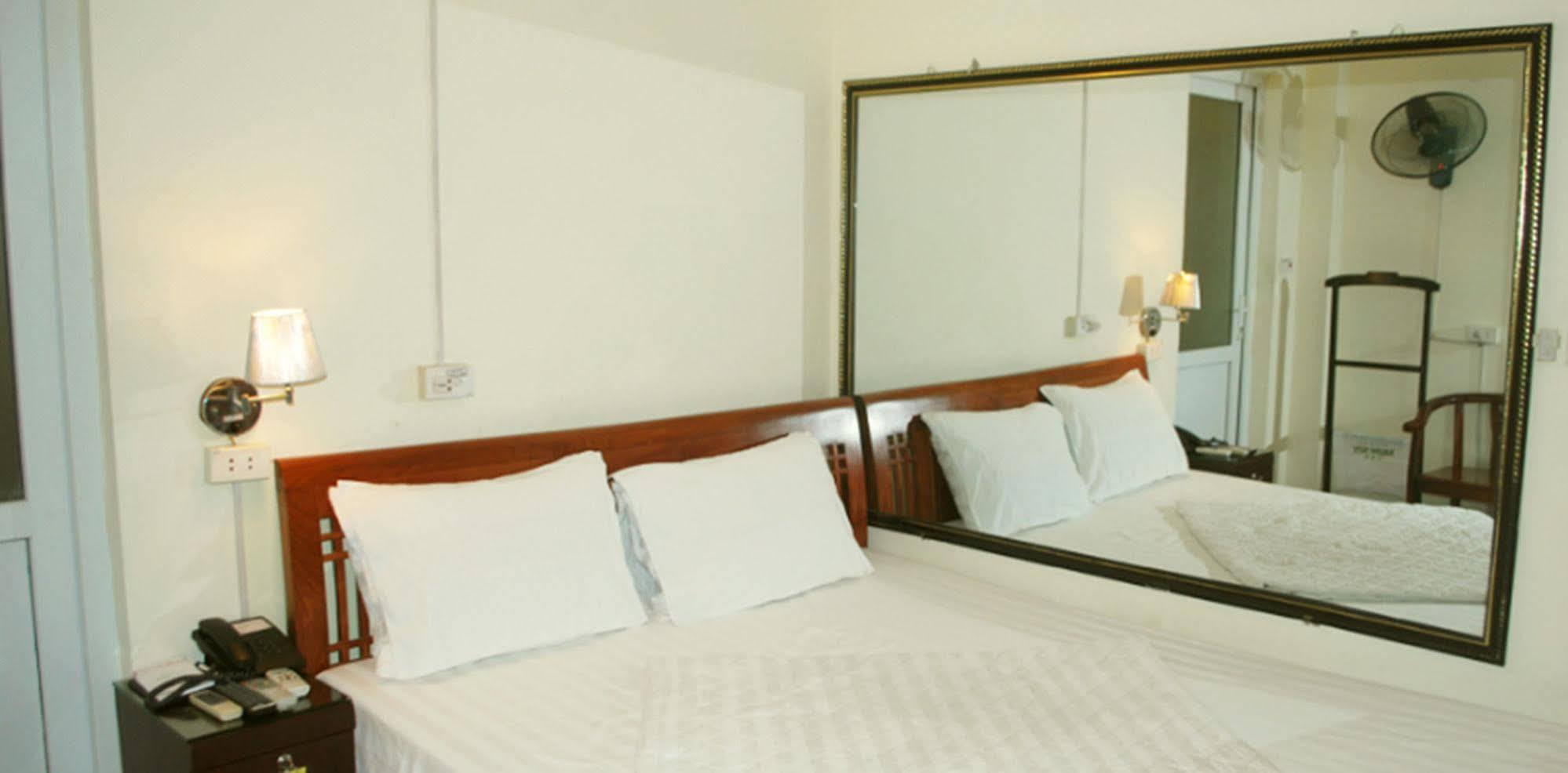 A25 Hotel - Doi Can 2 Hanoi Exterior photo